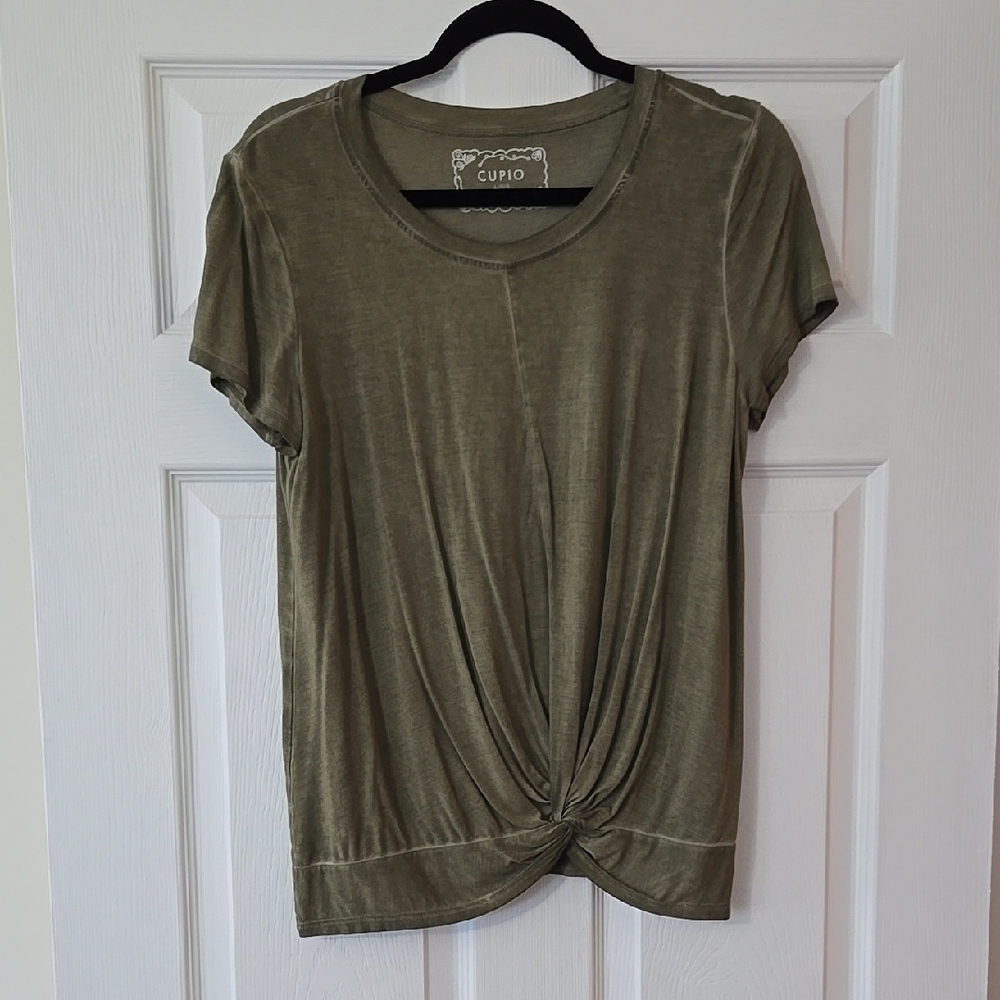 Cupio Olive Green Short Sleeve Knot-Front Tee